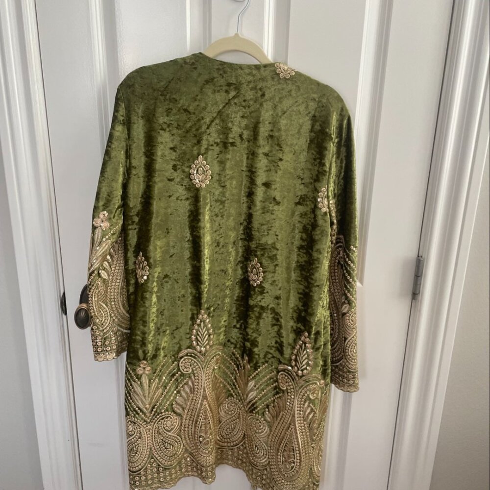 Lenni Green Velvet Embroidered Duster Kimono Jacket – Boho Luxe – Medium - Picture 2 of 3